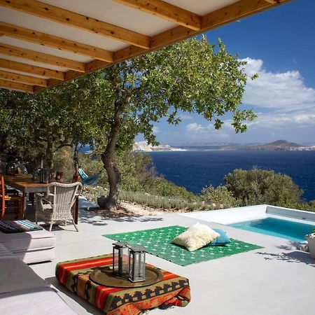 My Old Stone House In A 2 000 Sqm Private Garden With Fab Glamping Tent Mandrákion المظهر الخارجي الصورة