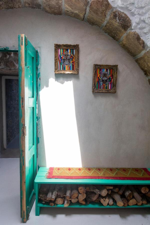 My Old Stone House In A 2 000 Sqm Private Garden With Fab Glamping Tent Mandrákion المظهر الخارجي الصورة